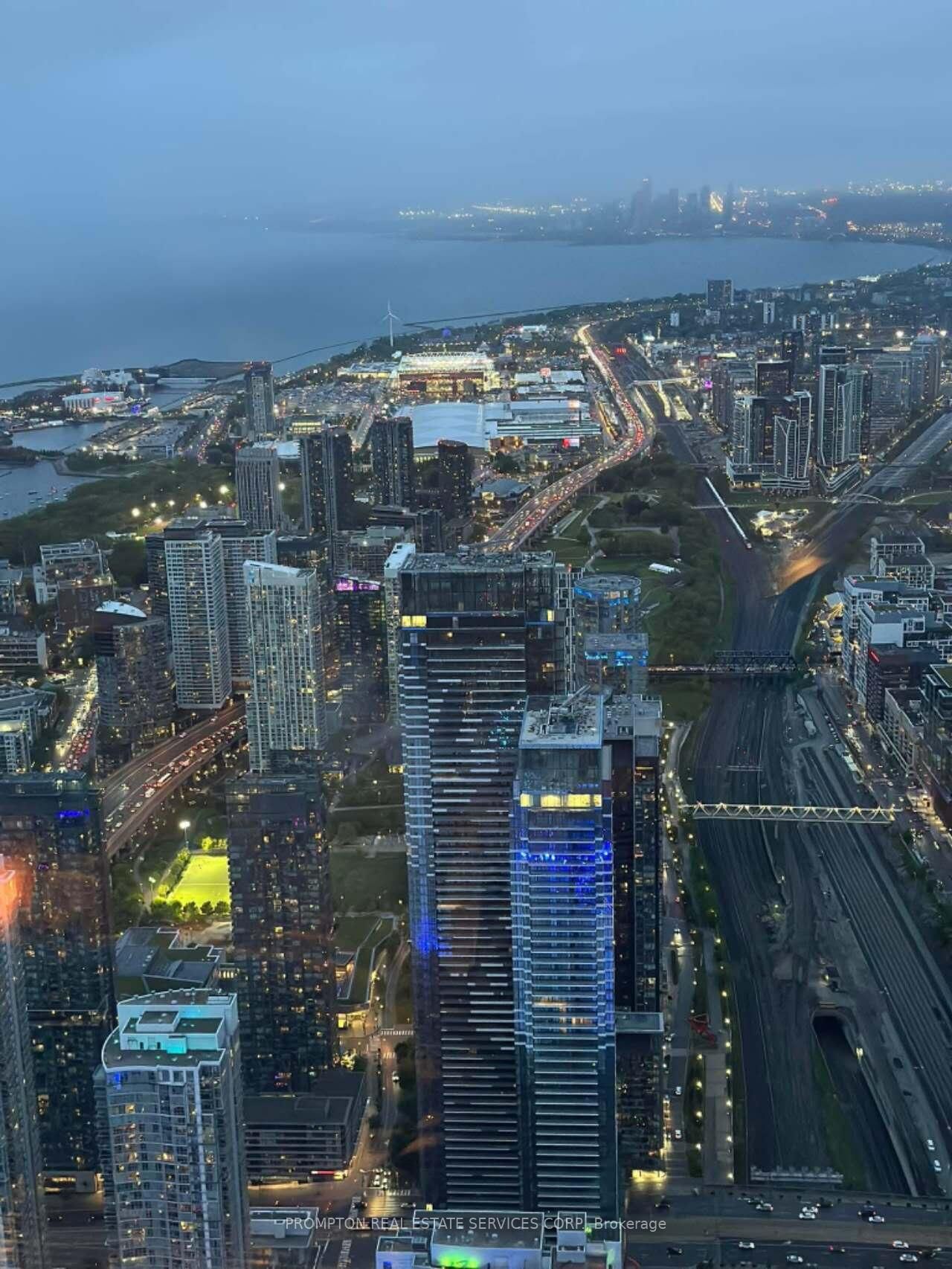 Property Photo: 3 Concord Cityplace Way 720 ON M5V 0X4