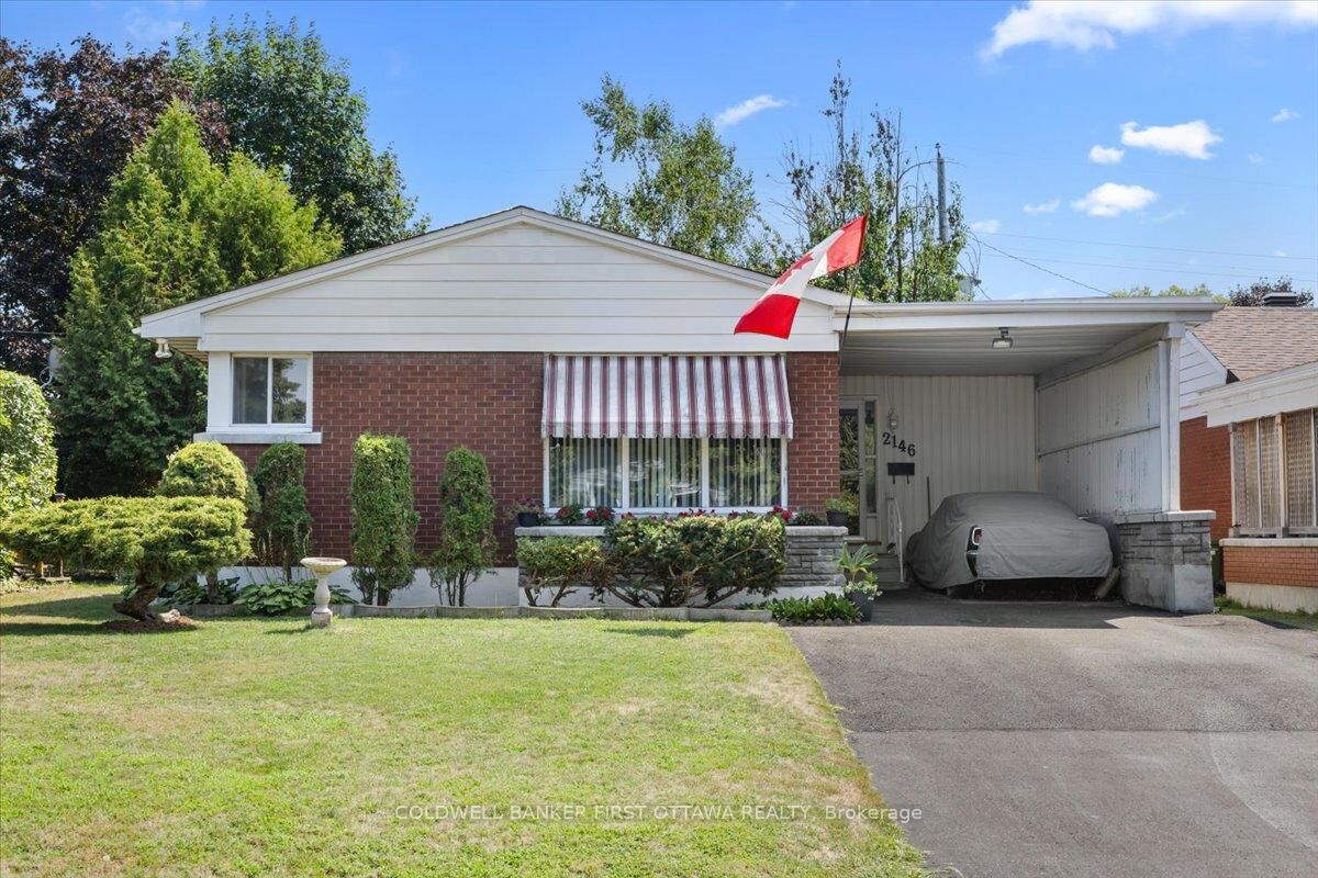 Property Photo: 2146 Rushton Road ON K2A 1N7