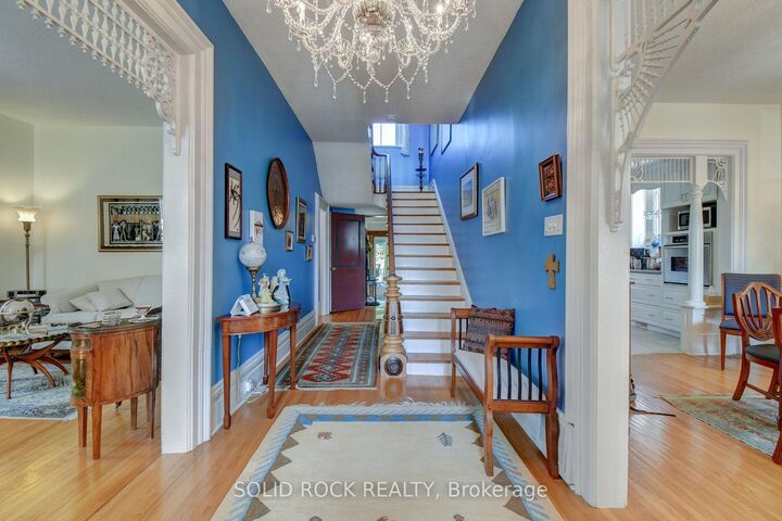 Property Photo:  188 Queen Street  ON K0L 1L0 