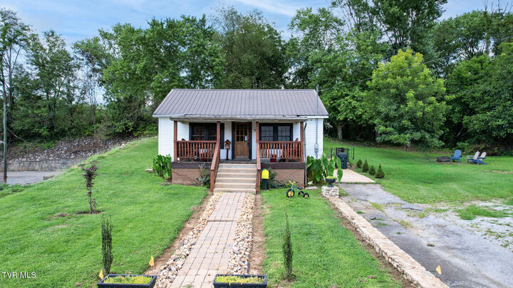 Property Photo:  413 East Bernard Avenue  TN 37745 
