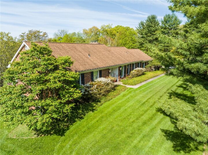 45 Stonedale Road  Sewickley Hills Boro PA 15143 photo