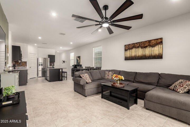 Property Photo: 2004 W Sandoval Avenue AZ 85120