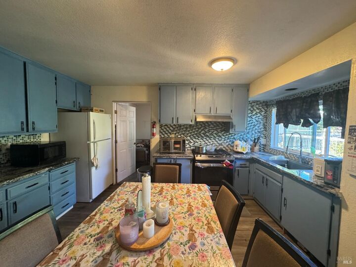 Property Photo:  438 Rusty Drive  CA 95401 