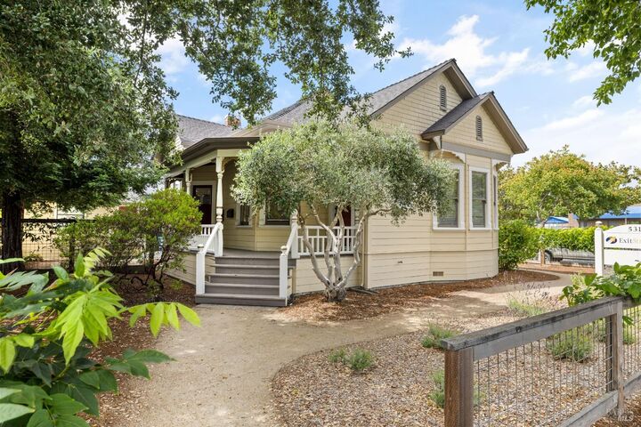 Property Photo:  531 E Washington Street  CA 94952 