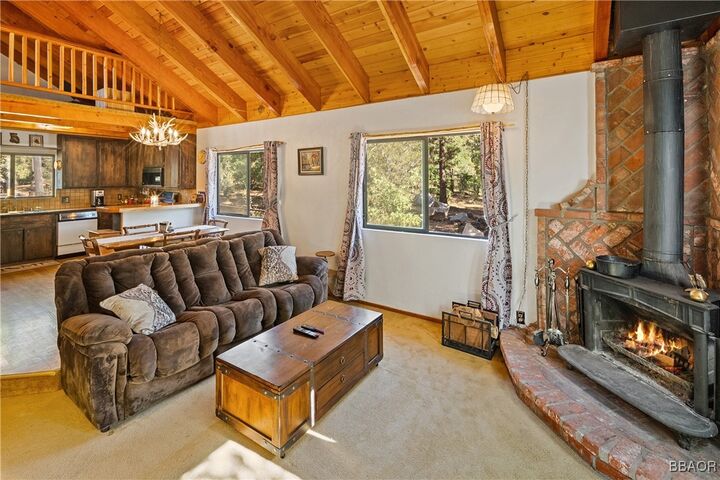 Property Photo: 894 San Bernardino Avenue CA 92386