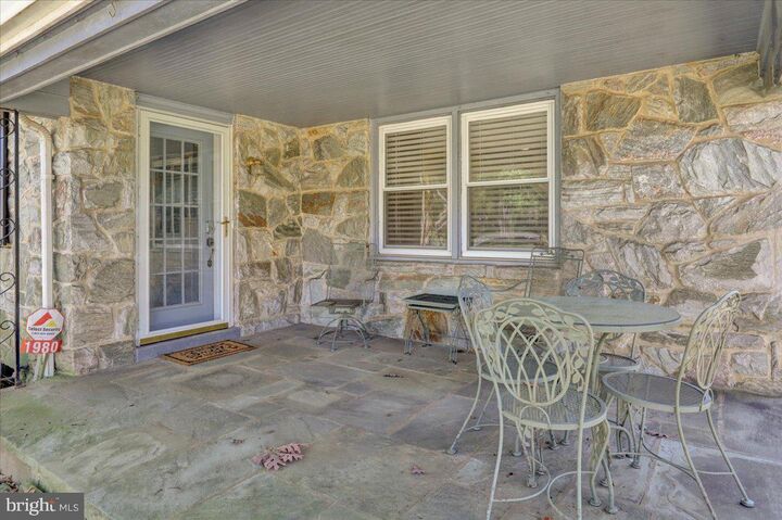 Property Photo:  1980 Park Plaza  PA 17601 