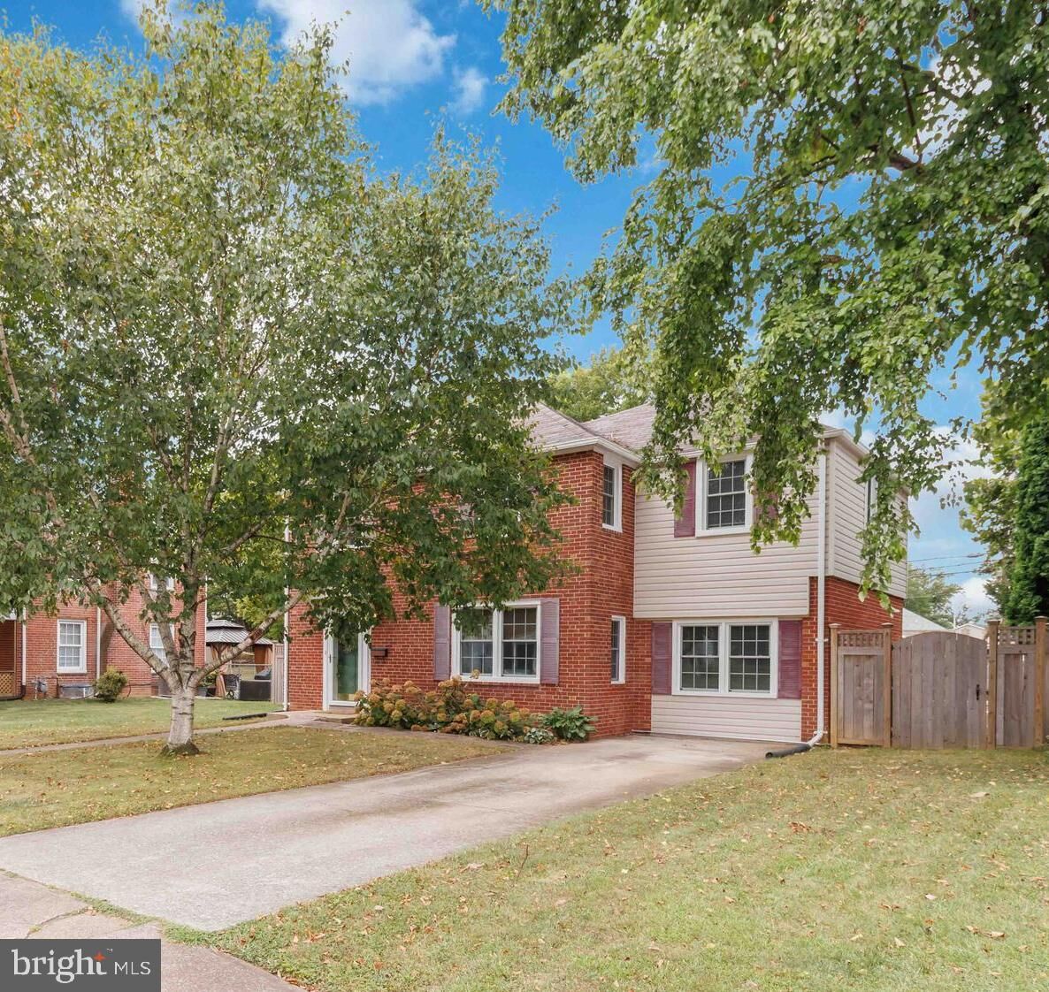 Property Photo:  24 Maple Avenue  PA 17011 