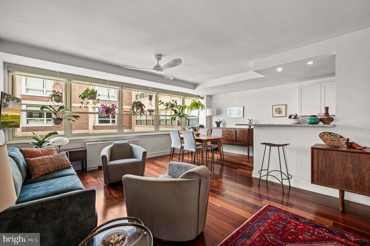 Property Photo:  1806-18 Rittenhouse Square 1906-07  PA 19103 