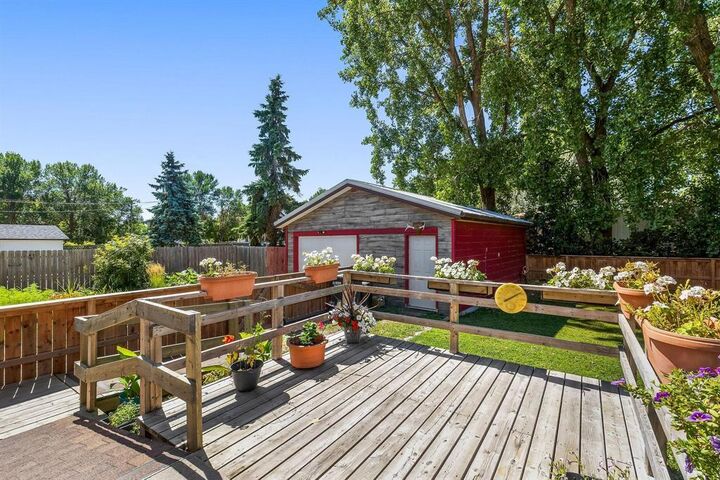 Property Photo:  210 Caron Street  MB R0G 2B0 