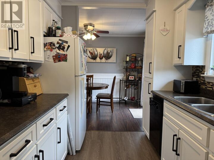Property Photo:  29 Earhart Street  NL A1V 1V4 