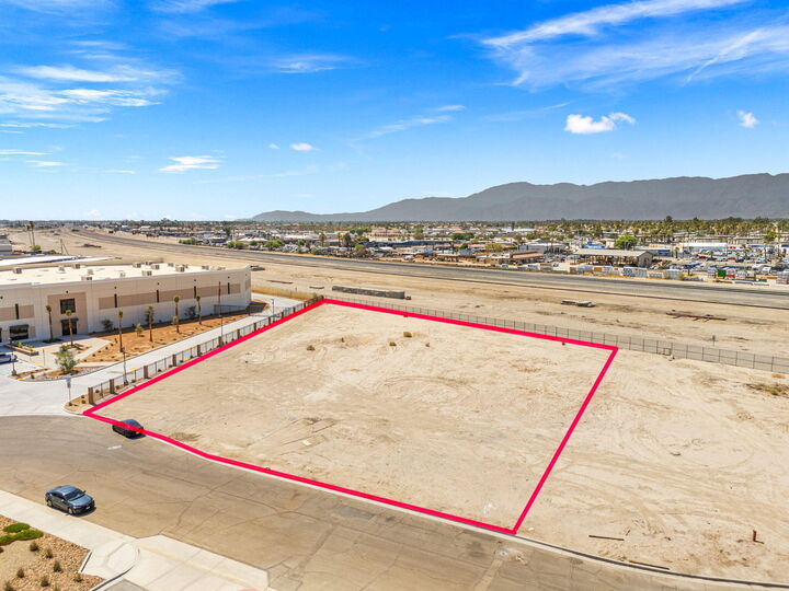 83681 Citrus Avenue  Indio CA 92201 photo