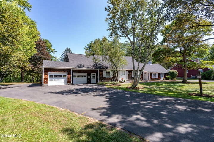 Property Photo:  17 Morningside Drive  NY 12054 