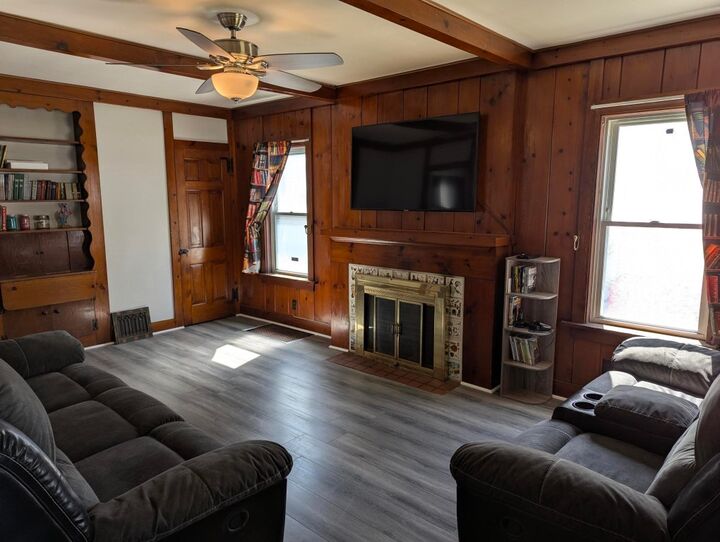 Property Photo:  2019 Eastlawn Parkway  PA 16510 