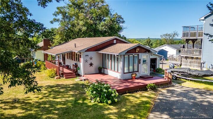 Property Photo:  107 Cherry Avenue  NB E3A 1Z1 