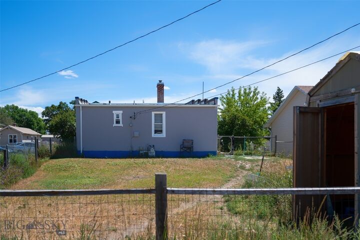 Property Photo: 31 N Dakota MT 59725