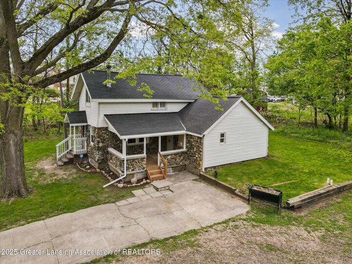 1900 Kaplan Street  Lansing MI 48917 photo