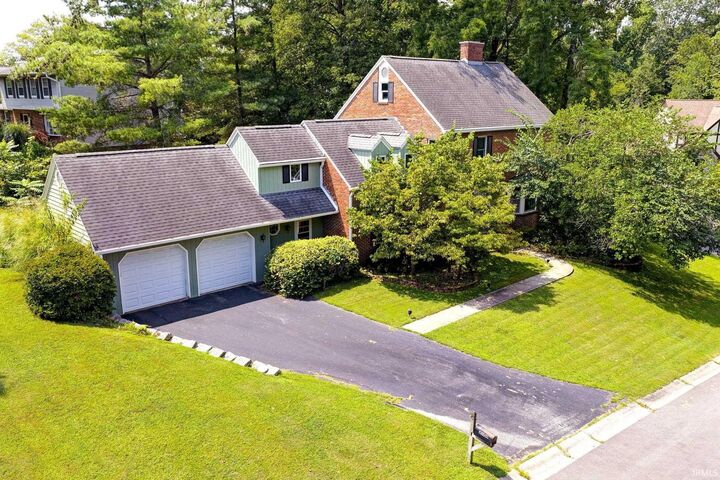 Property Photo: 2706 E Hemlock Circle IN 47401