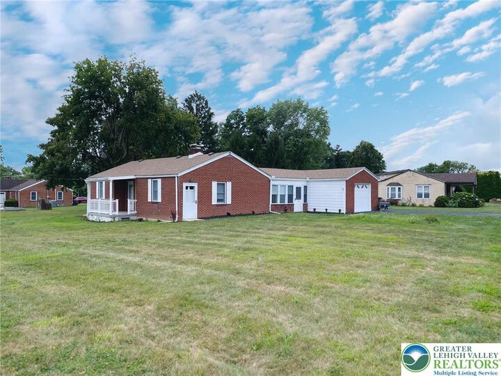 Property Photo:  1215 W Macada Road  PA 18017 