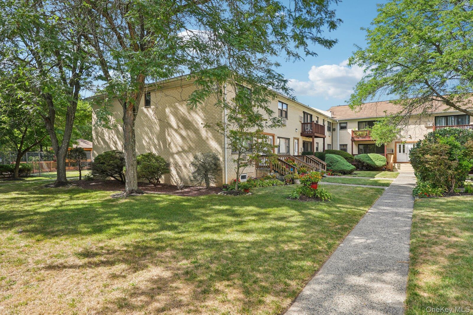 Property Photo: 148 Sneden Place W 148 NY 10977