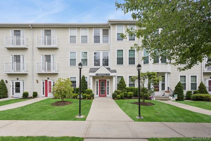 31 Greenridge Avenue 3J  White Plains NY 10605 photo