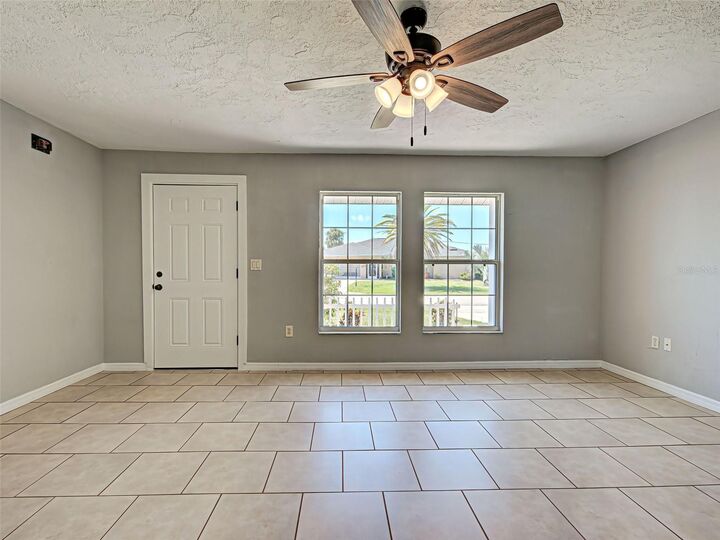 Property Photo: 526 Azalea Avenue NW FL 33952