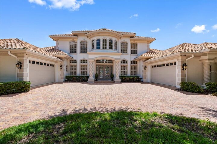 Property Photo:  10534 Pontofino Circle  FL 34655 
