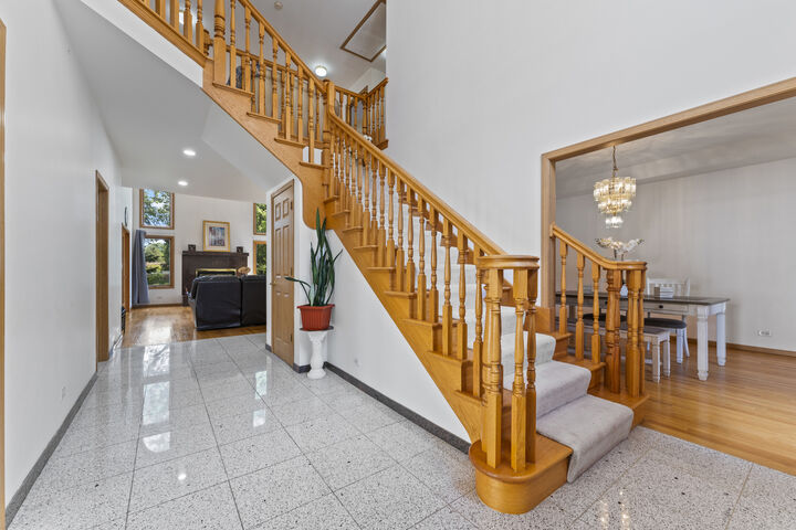 Property Photo:  1007 Wildwood Lane  IL 60056 