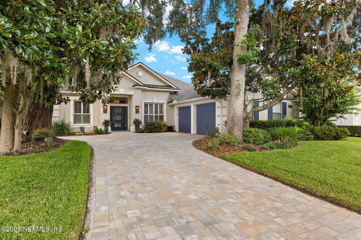 Property Photo: 1722 Margarets Walk Road FL 32003