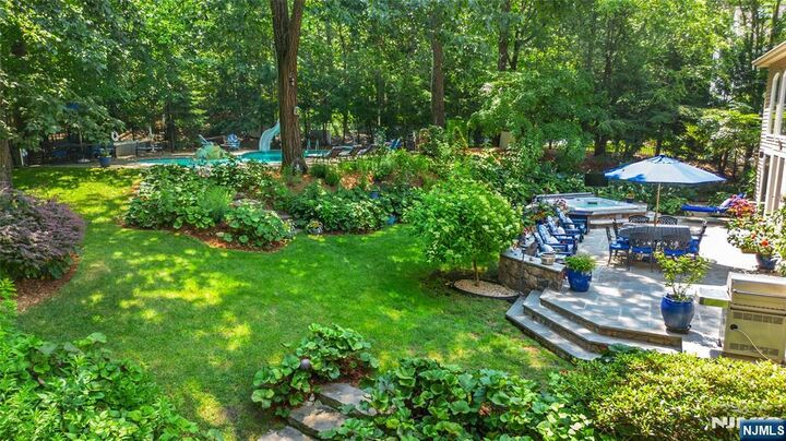 Property Photo:  5 Montauk Trail  NJ 07470 