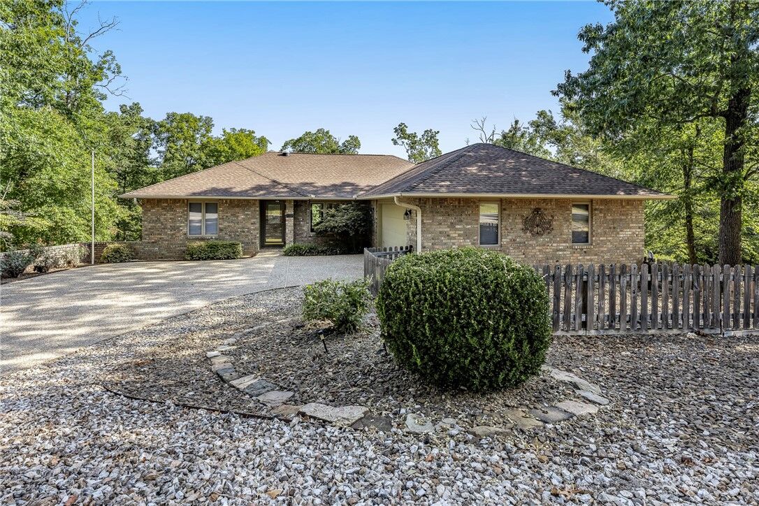 Property Photo:  9 Boyce Lane  AR 72715 