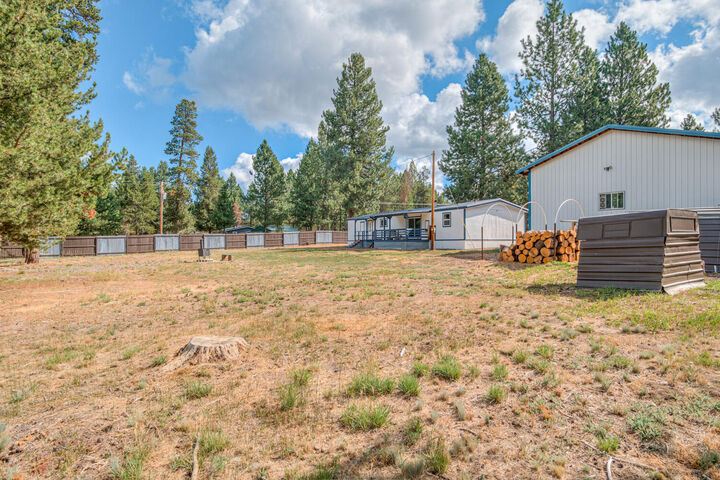 Property Photo: 55877 Blue Eagle Road OR 97707