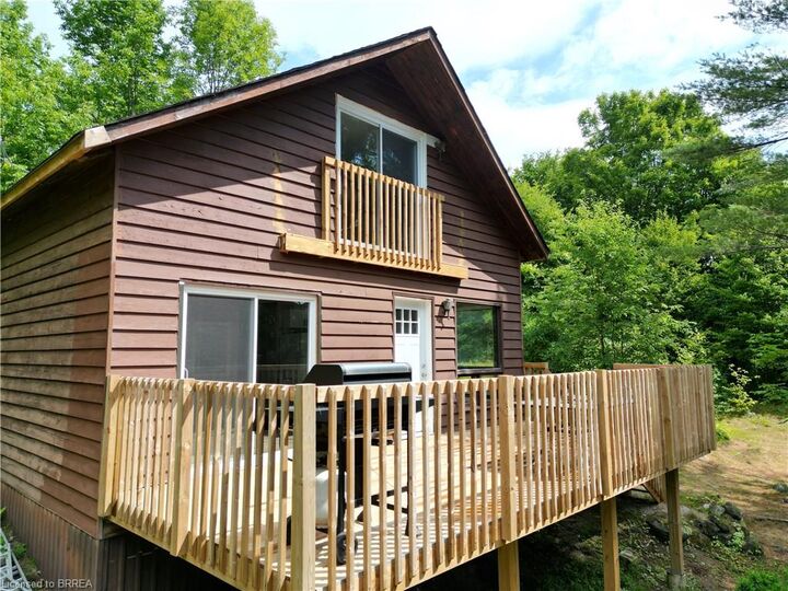Property Photo:  1044 English Circle  ON K0M 1R0 