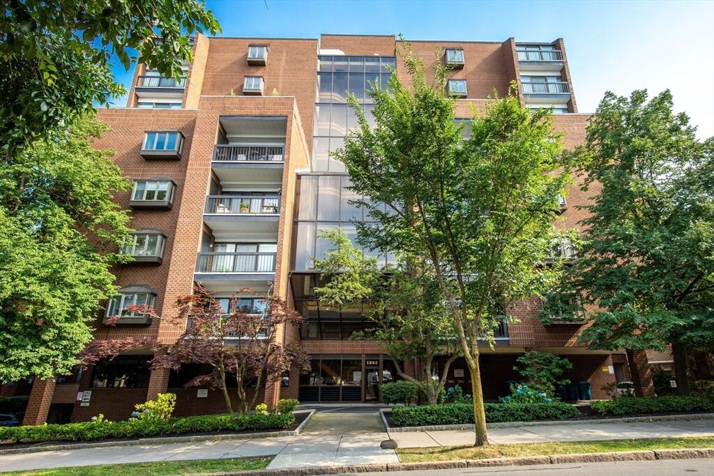 Property Photo:  1265 Beacon 404  MA 02446 