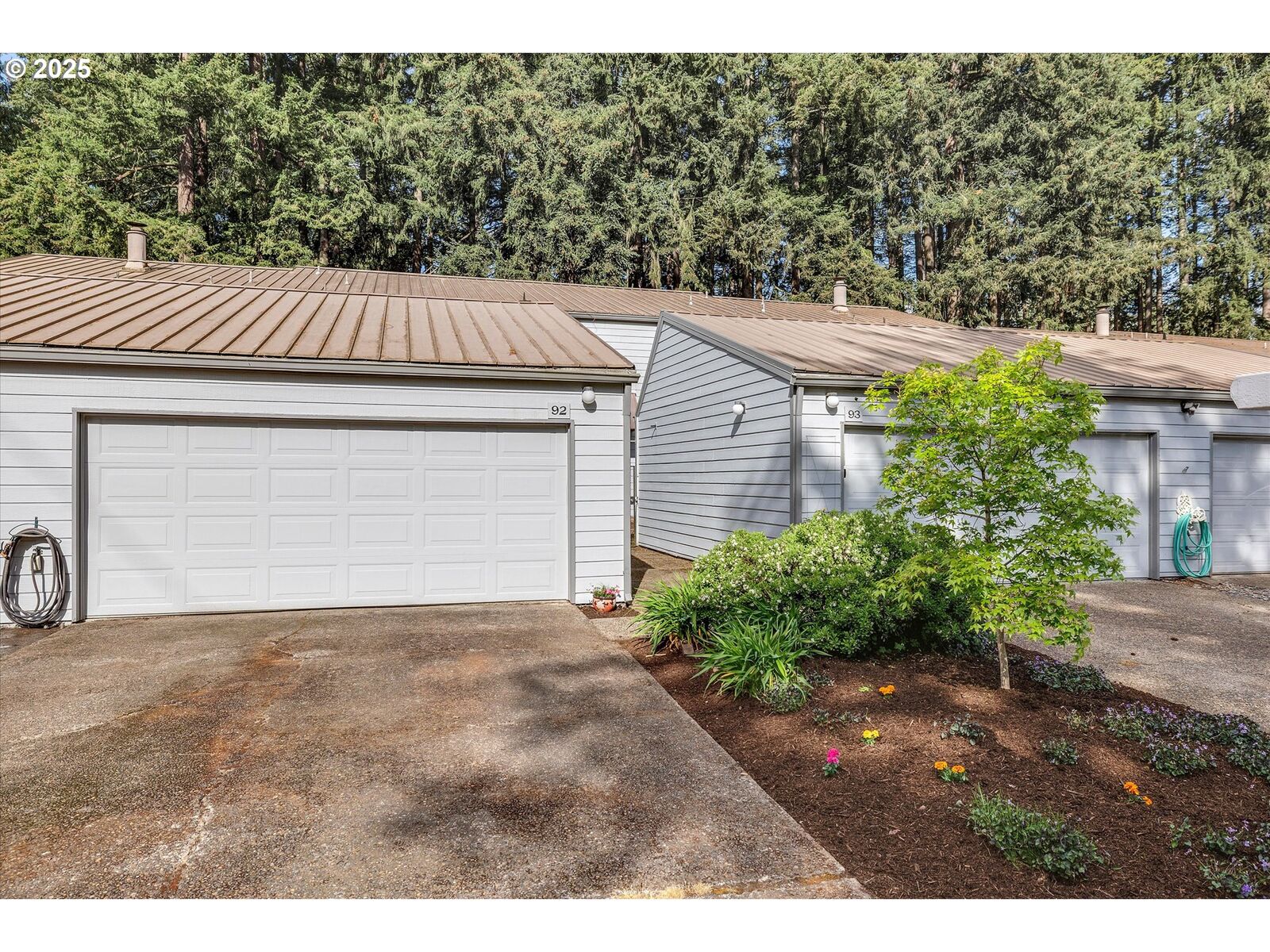Property Photo:  1200 NE Territorial Rd 92  OR 97013 
