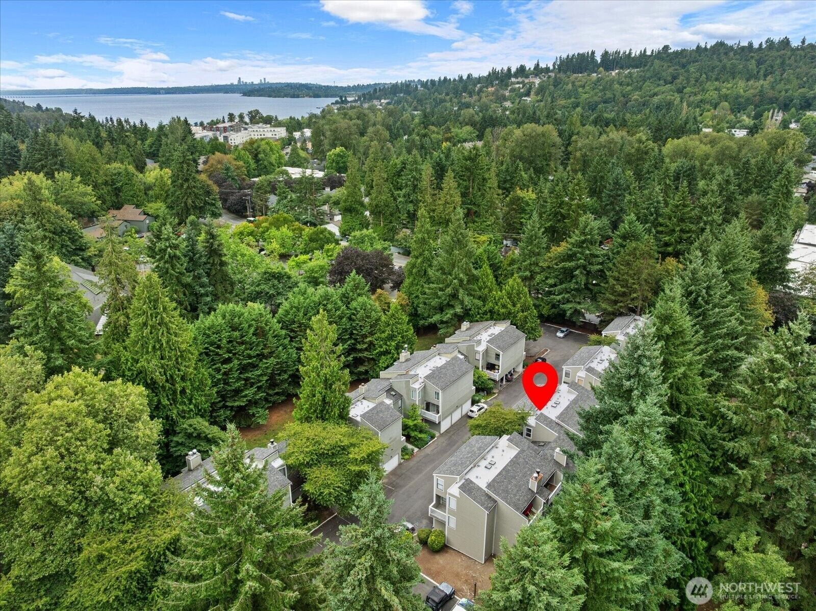 Property Photo:  10016 NE 124th Place 108  WA 98034 