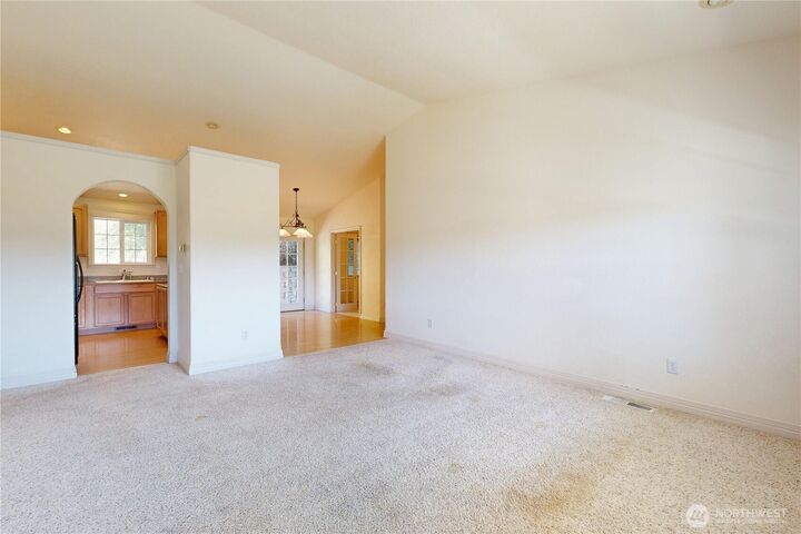 Property Photo: 633 SE 6th Street WA 99324