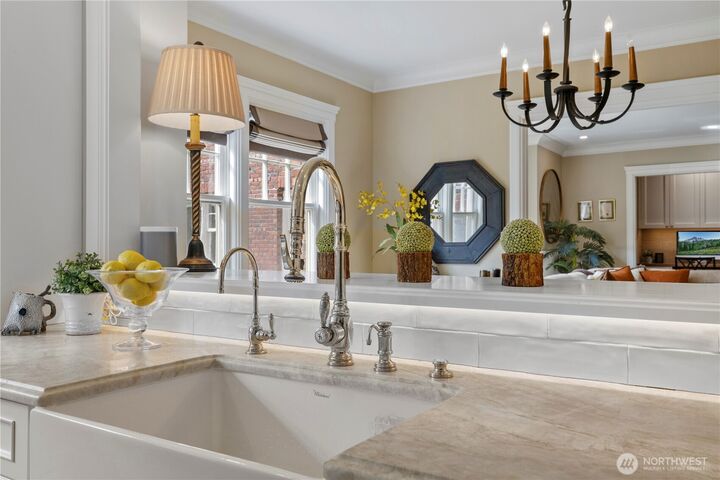 Property Photo:  100 W Highland Drive 303  WA 98119 