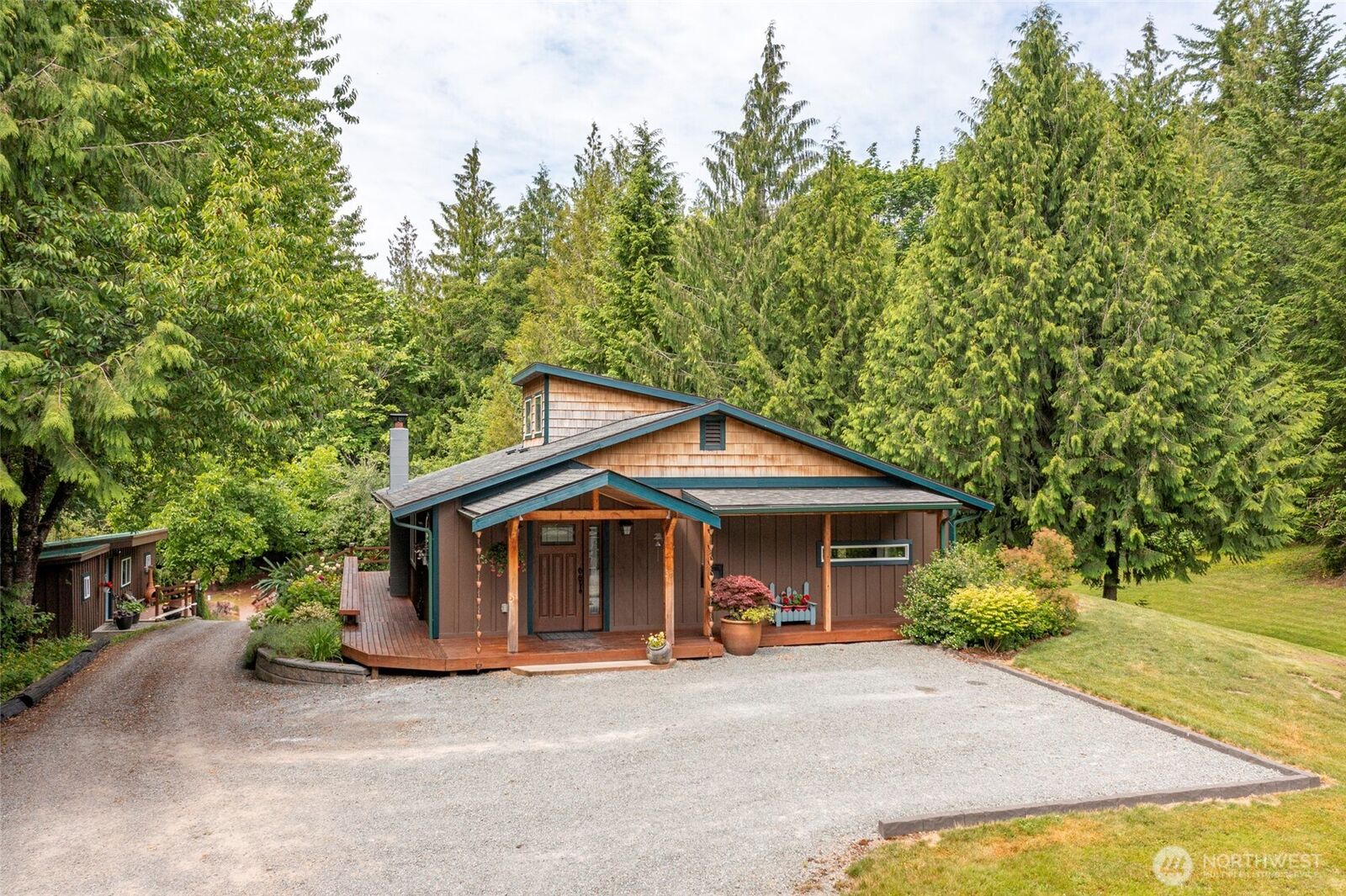 Property Photo:  25451  Lake Cavanaugh Road  WA 98274 
