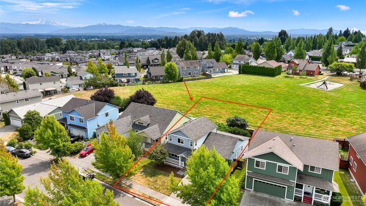 Property Photo:  2241  Lancaster Way  WA 98248 