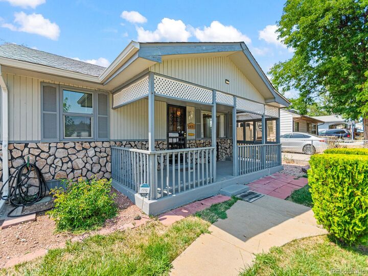 Property Photo:  1431 S Meade Street  CO 80219 