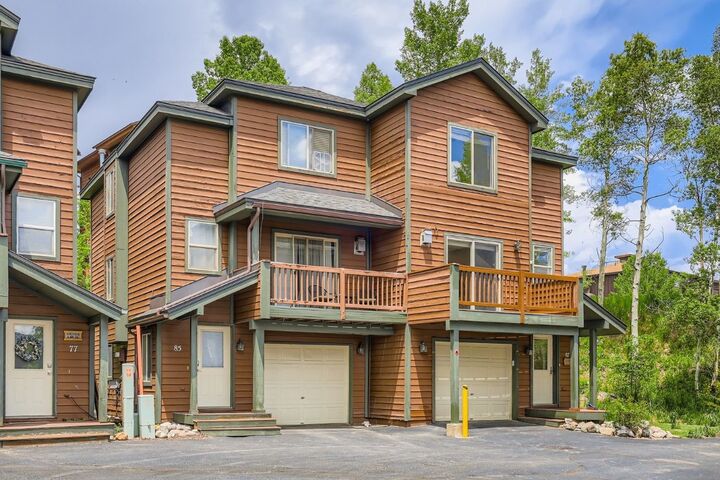 Property Photo:  87 Salt Lick Place 2B  CO 80498 