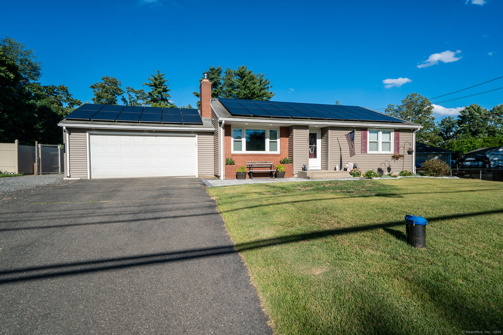 Property Photo: 20 Hill Street CT 06010