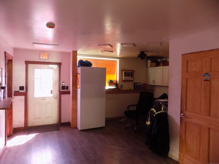 Property Photo:  44 Old State Road 9  CT 06776 