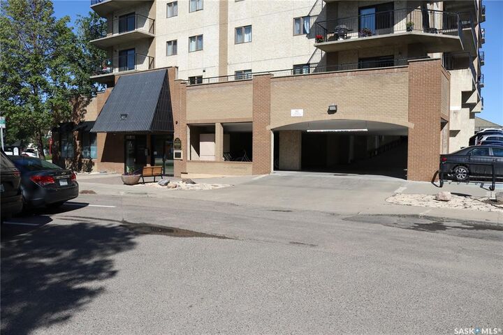 Property Photo:  611 University Drive 904  SK S7N 3Z1 