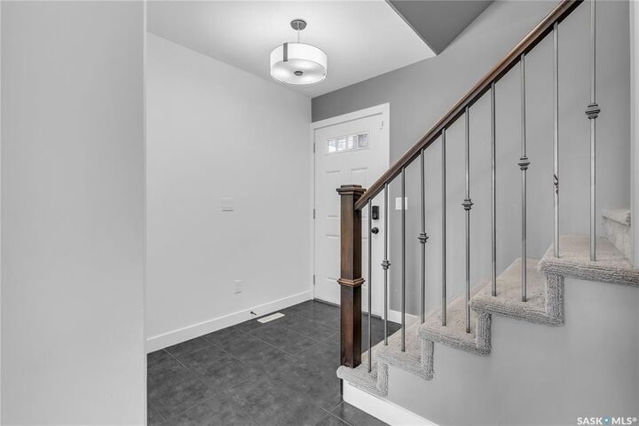 Property Photo:  139 Childers Crescent  SK S7L 3G4 