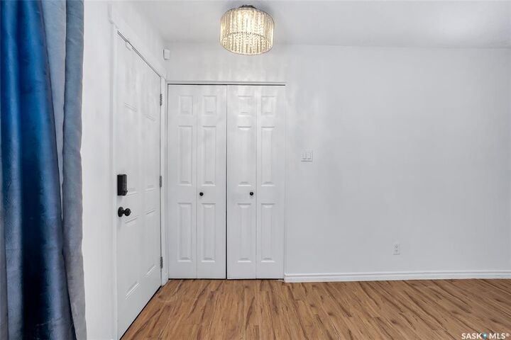 Property Photo:  42 Dominion Crescent  SK S7L 4N7 