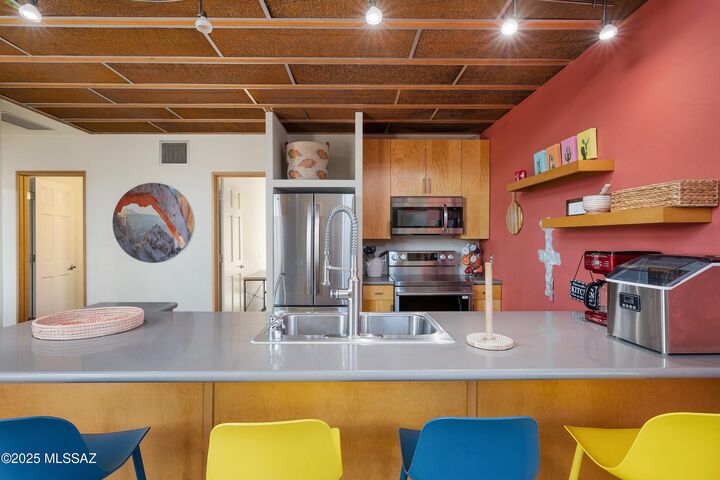 Property Photo: 628 S Curtis Avenue AZ 85719