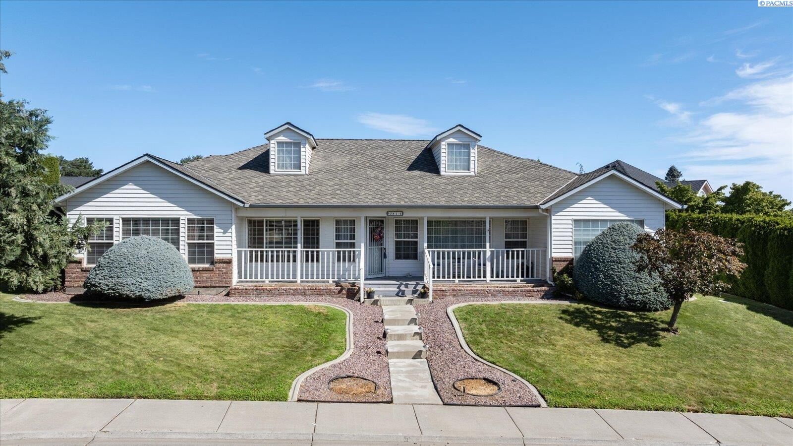 Property Photo: 3814 W 36th Ave WA 99337