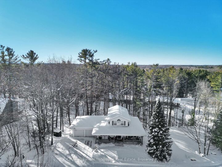 Property Photo:  2 The Granite Bluff N/A  ON P1L 1L4 