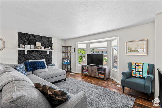 Property Photo: 5929 W Dry Bone Cir UT 84118